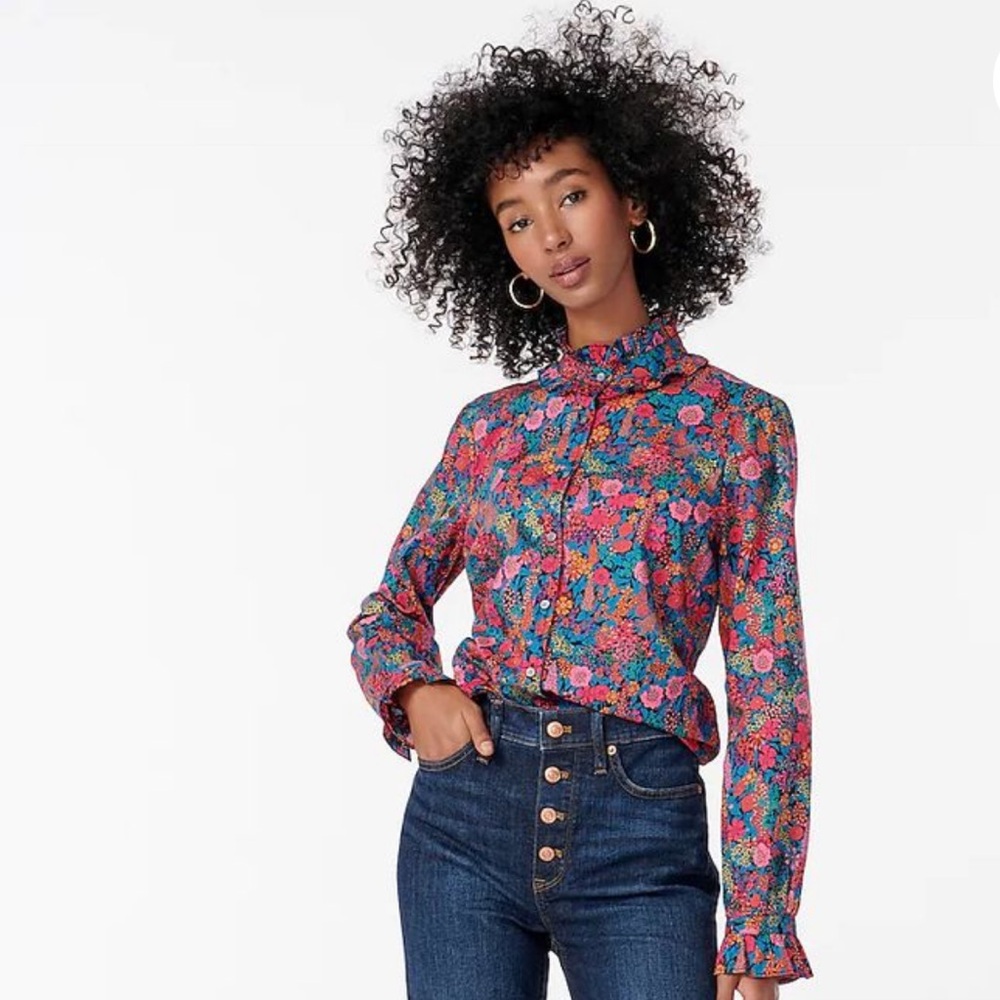 J. Crew Classic-Fit Boy Shirt w/ Ruffle Collar in Liberty®
Ciara - BNWT!